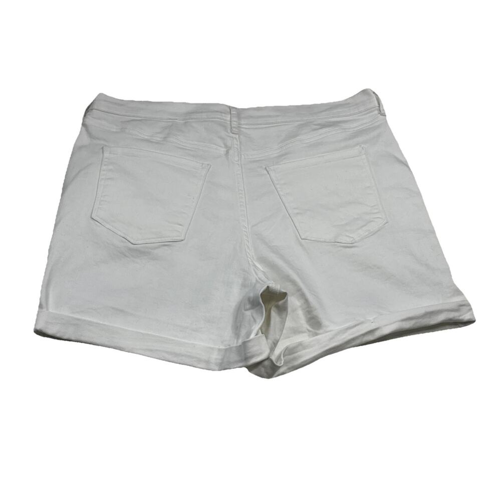 a.n.a. Shorts Women 18 White Denim High Rise MIDI 5 Inseam Stretch Casual Summer - Picture 4 of 11